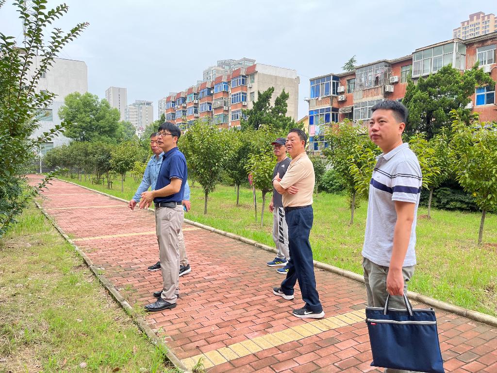 IMG_1844.JPG IMG_1844.JPG