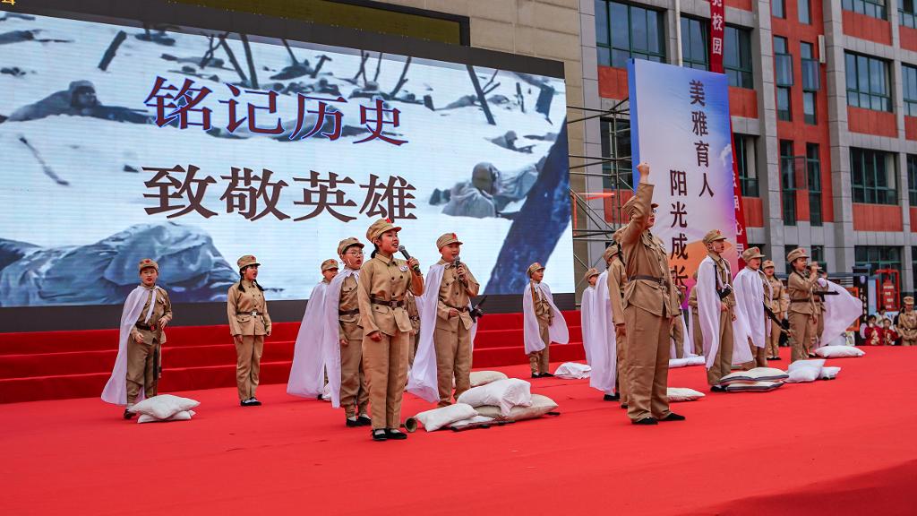 艺术节-253-opq3015262818.jpg 艺术节-253-opq3015262818.jpg